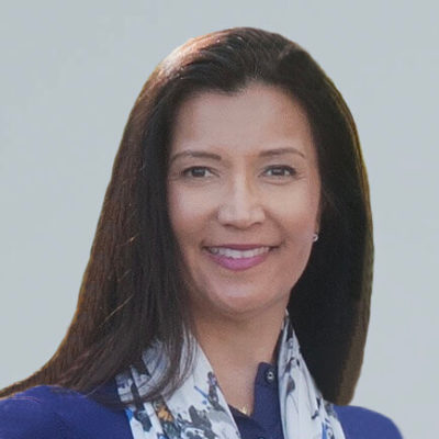 Dr. Lyra Ratmeyer headshot photo