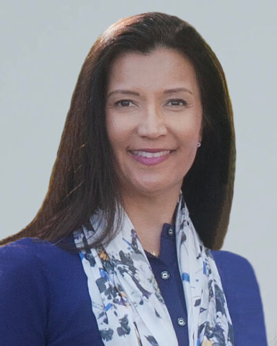 Dr. Lyra Ratmeyer headshot photo